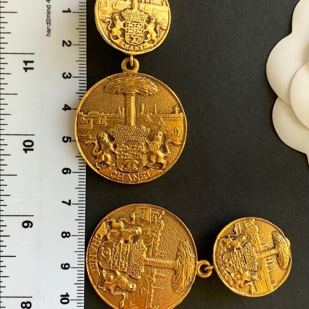 all sold Chanel vintage earrings and pin for sale - Picture 7 of 7